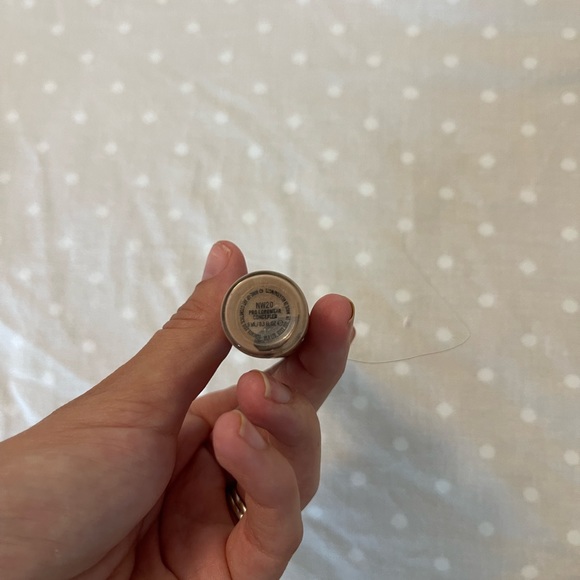 Mac makeup bundle - Picture 8 of 10